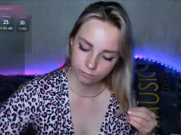 ORNELLAMUTTY  live sex cam