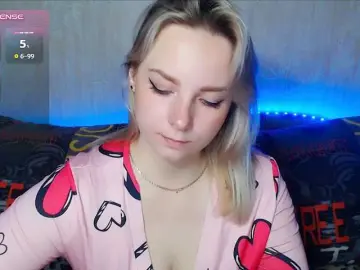 ORNELLAMUTTY  live sex cam