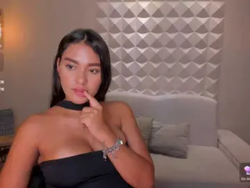 SophieWatsonX  live sex cam