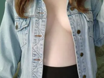 TreeJeanne  live sex cam