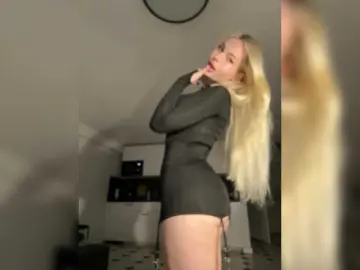VladaMais  live sex cam