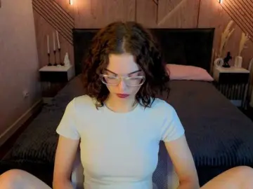 Wullwet-rav  live sex cam