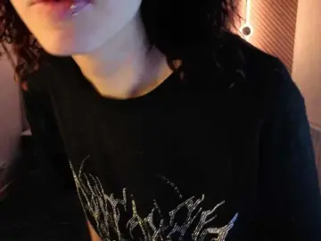 Wullwet-rav  live sex cam