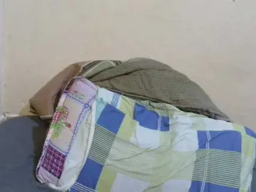 Pretty-lioness  live sex cam