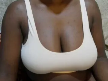 Pretty-lioness  live sex cam