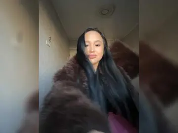 Serotoninnn1  live sex cam