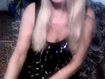 Victoria71  live sex cam