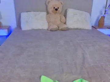 Erika-bestboobs  live sex cam