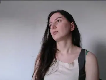 Hot-lina  live sex cam