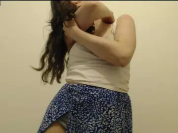 Hot-lina  live sex cam