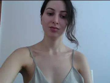 Hot-lina  live sex cam