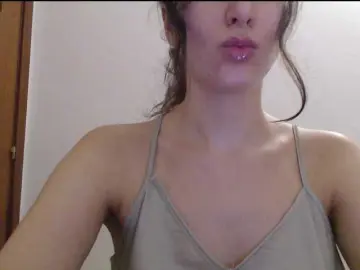 Hot-lina  live sex cam