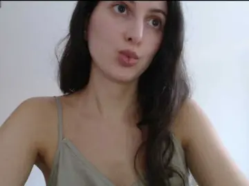Hot-lina  live sex cam