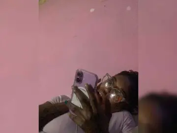 Kiarichikito1  live sex cam