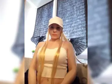 Klybnichca  live sex cam