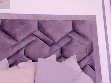 TahliaMoreau  live sex cam