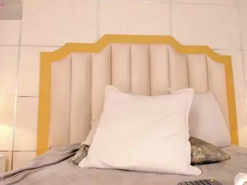 TahliaMoreau  live sex cam