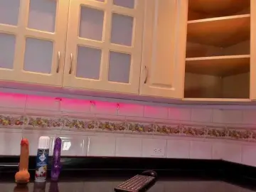 ViolettaLane  live sex cam