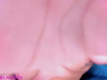 Crystal-burbano  live sex cam