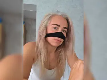 MissReborn  live sex cam