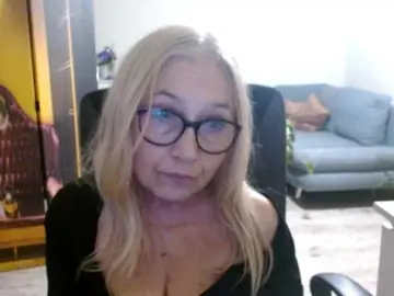 BlondeSofia  live sex cam