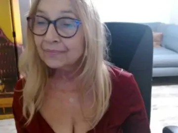 BlondeSofia  live sex cam