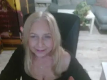 BlondeSofia  live sex cam