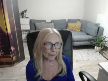 BlondeSofia  live sex cam