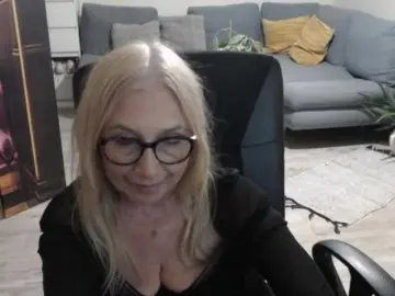 BlondeSofia  live sex cam