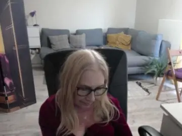 BlondeSofia  live sex cam