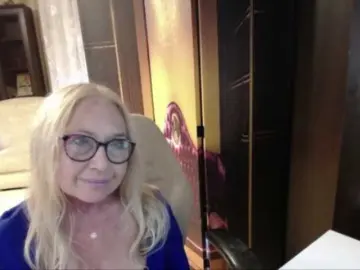 BlondeSofia  live sex cam