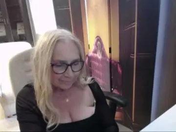 BlondeSofia  live sex cam