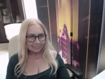 BlondeSofia  live sex cam
