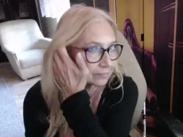 BlondeSofia  live sex cam
