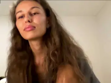 PolinaMayner  live sex cam