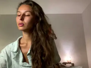 PolinaMayner  live sex cam