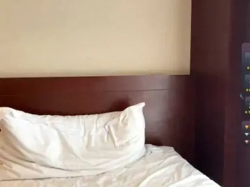 ValeriaHova  live sex cam