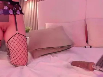 Annie-clarkson  live sex cam