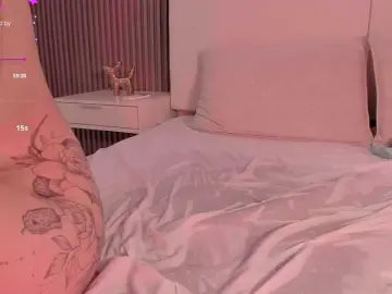 Annie-clarkson  live sex cam