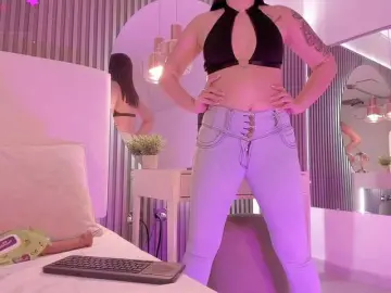 Annie-clarkson  live sex cam