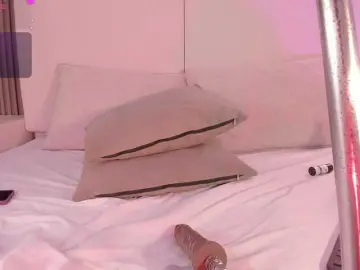 Annie-clarkson  live sex cam
