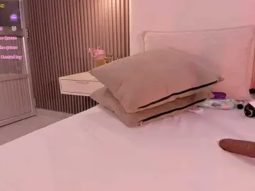 Annie-clarkson  live sex cam