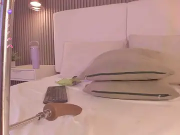 Annie-clarkson  live sex cam