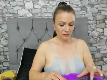 Hanna-angel  live sex cam