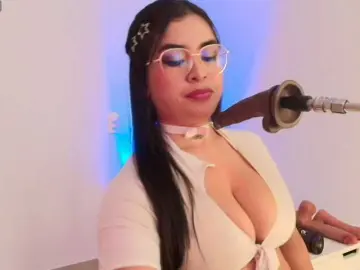 Angelique-sky  live sex cam