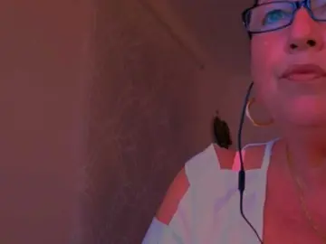 Connyat99  live sex cam