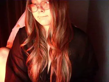 HoneyMoans  live sex cam