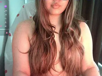 HoneyMoans  live sex cam