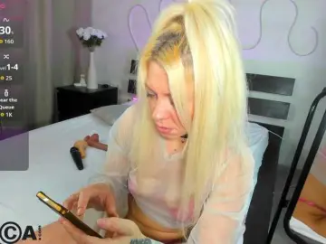 Stasy-Traiin  live sex cam