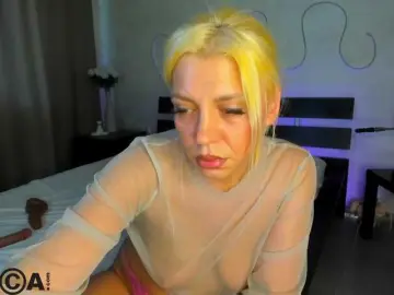 Stasy-Traiin  live sex cam